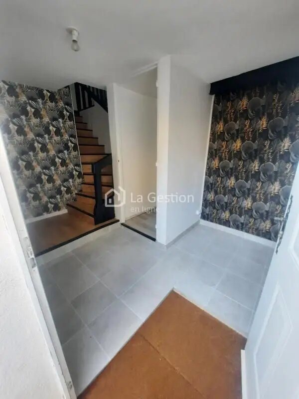 Appartement à louer, 56m², Cergy