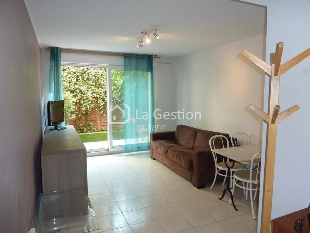 Appartement à louer, 35m², Menton