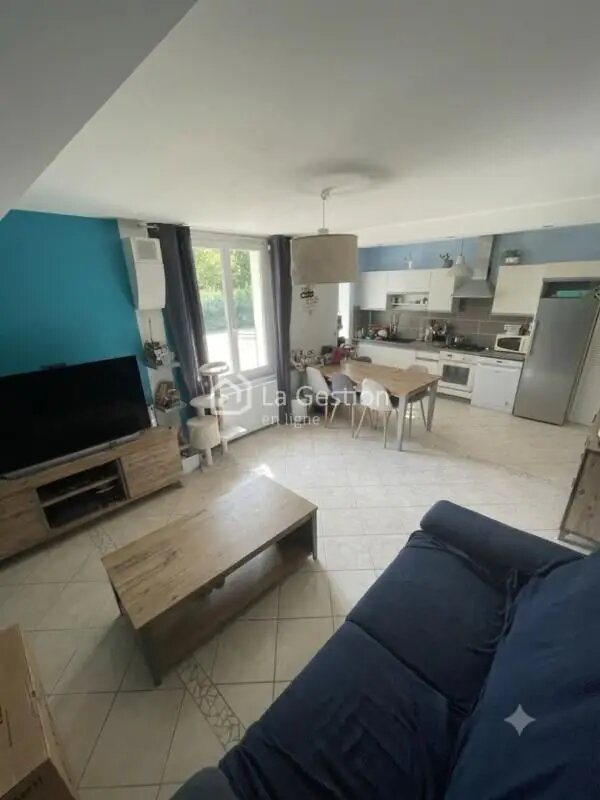 Appartement à louer, 60m², Saint-Geoire-en-Valdaine