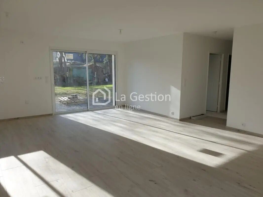 Maison à louer, 108m², Bléré