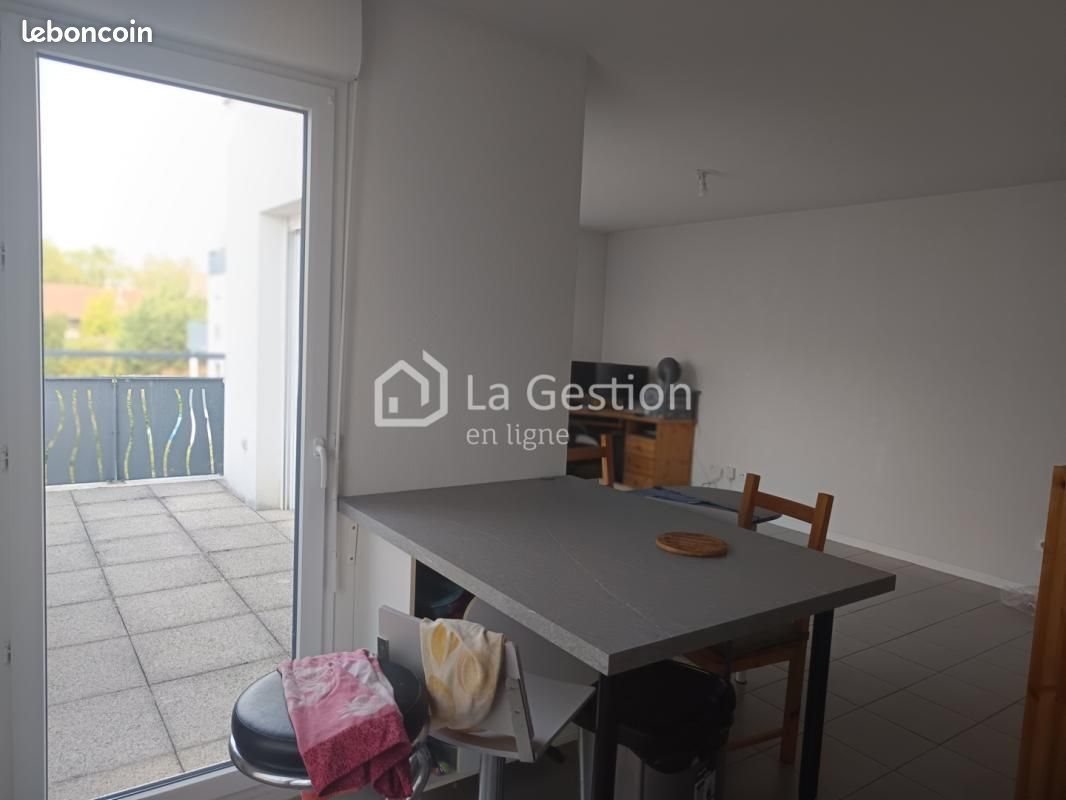 Appartement à louer, 47m², Vaulx-en-Velin
