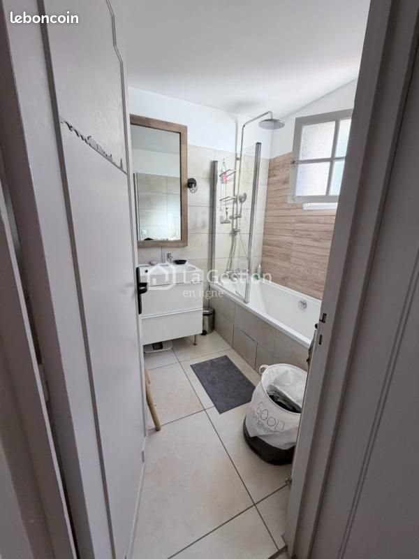 Maison à louer, 160m², Hyères
