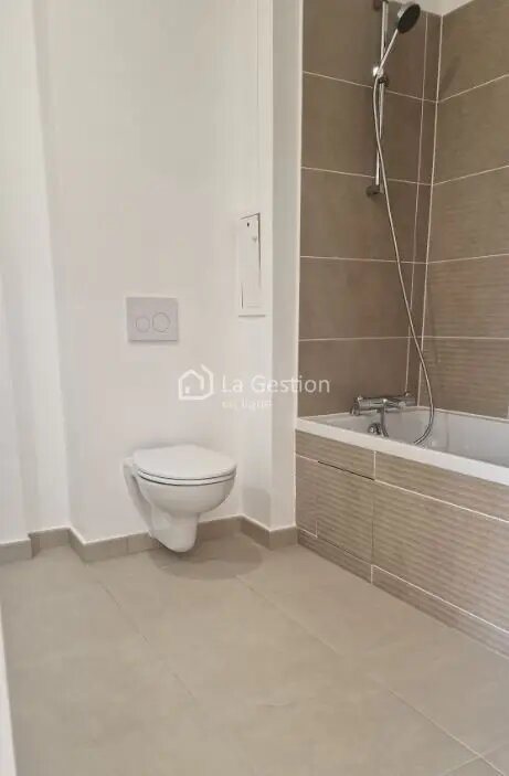 Appartement à louer, 33m², Saint-Cyr-l'Ecole