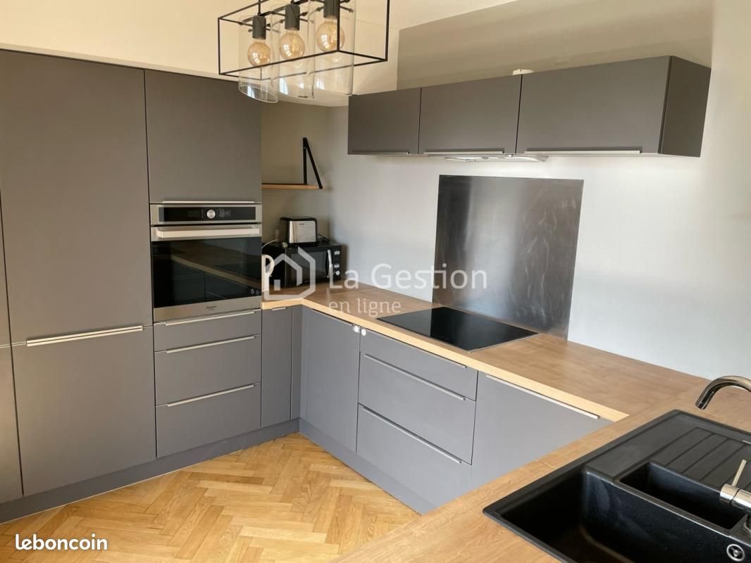 Appartement à louer, 86m², Sainte-Foy-lès-Lyon