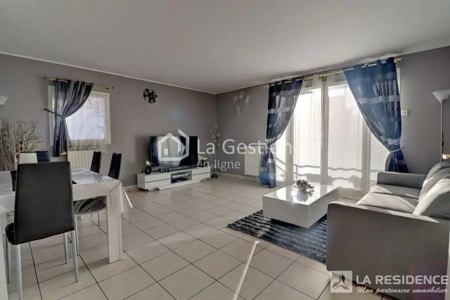 Appartement à louer, 82m², Saint-Ouen-l'Aumône