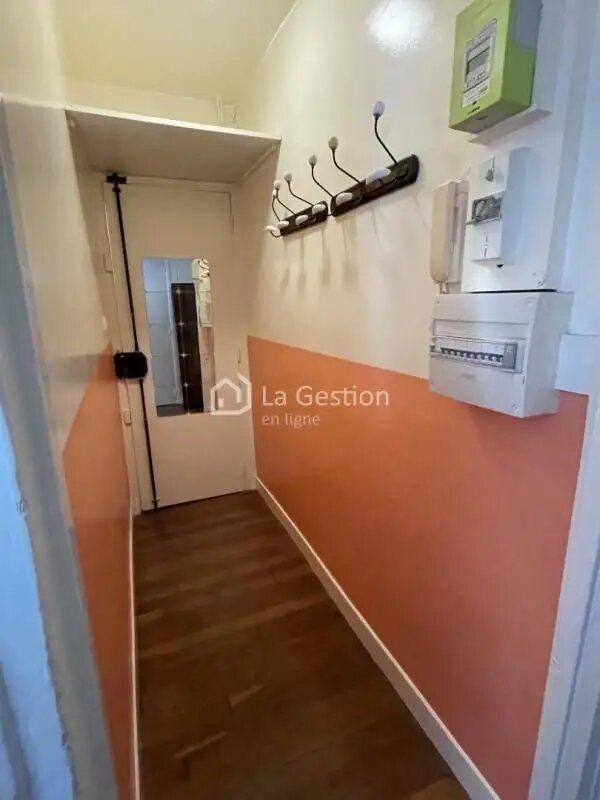 Appartement à louer, 21m², Paris 18ème