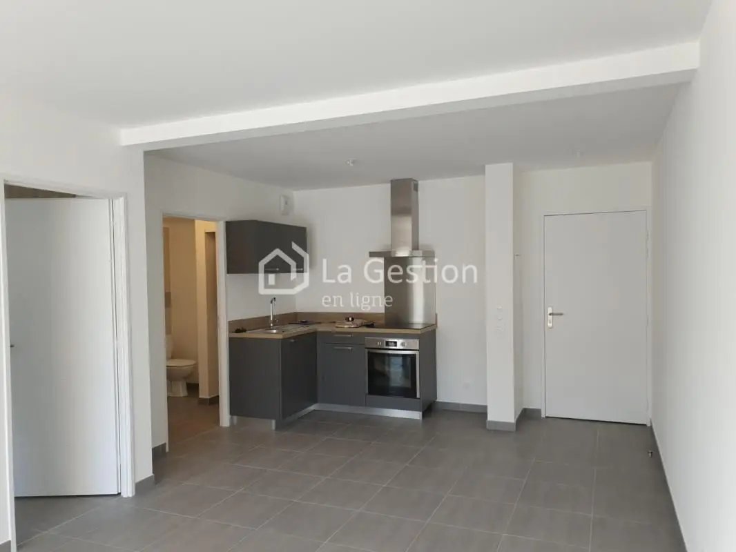 Appartement à louer, 45m², Istres