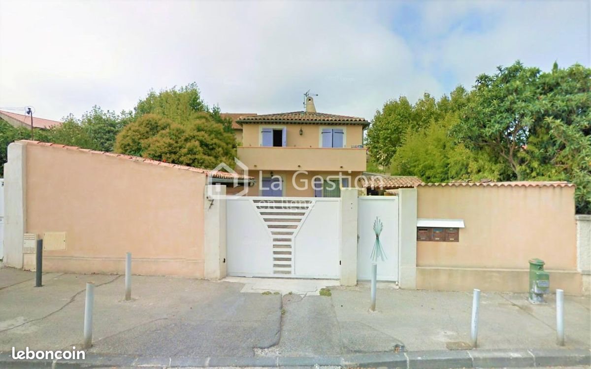 Appartement à louer, 40m², Marseille 15ème