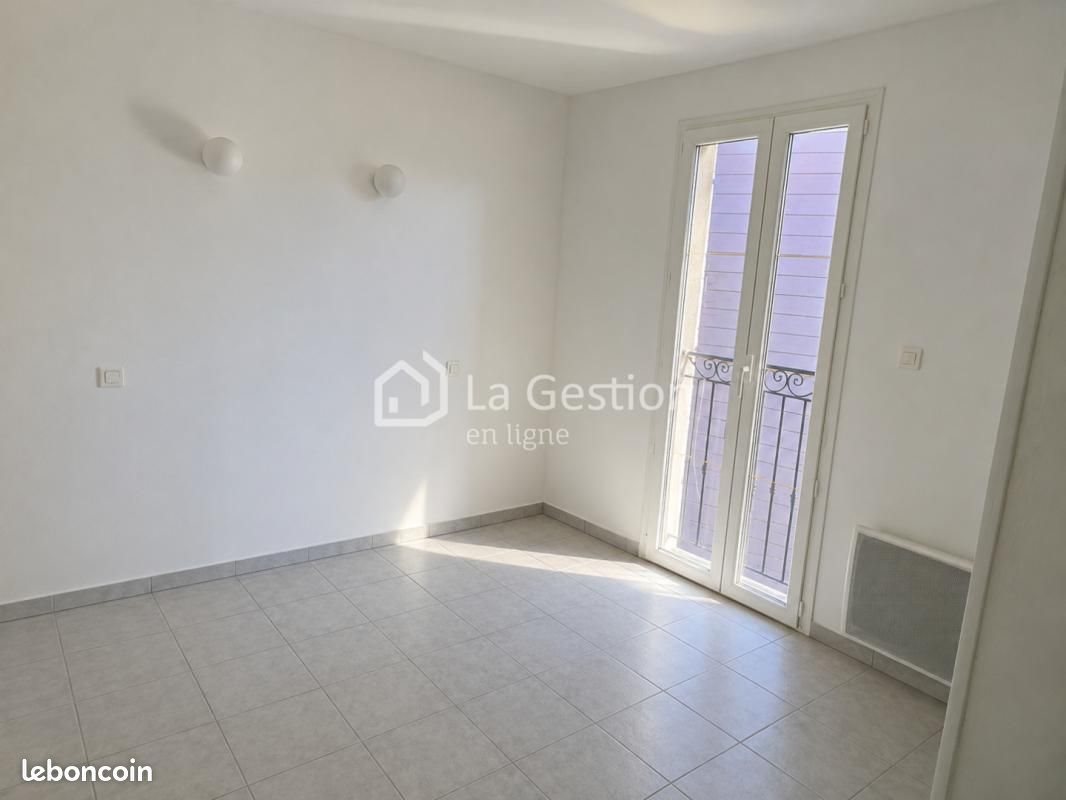 Appartement à louer, 40m², Marseille 15ème