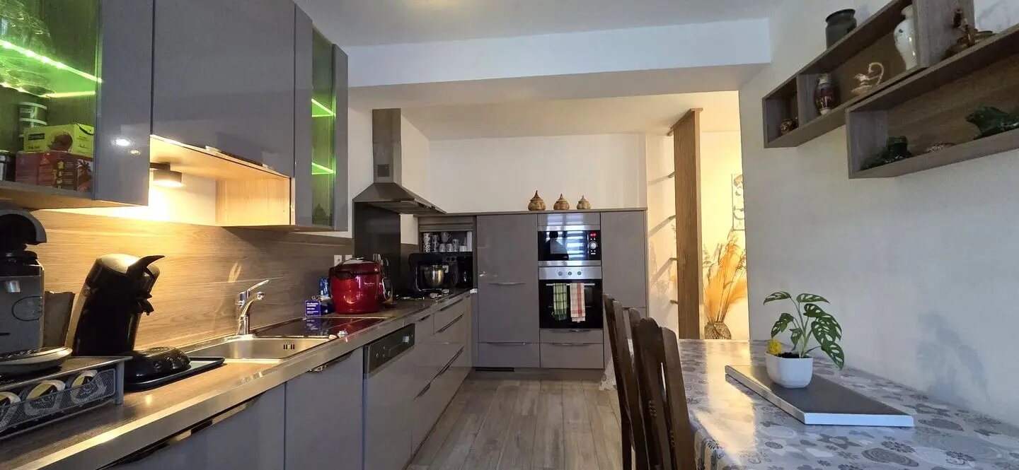 Appartement à vendre, 96m², Plombières-lès-Dijon