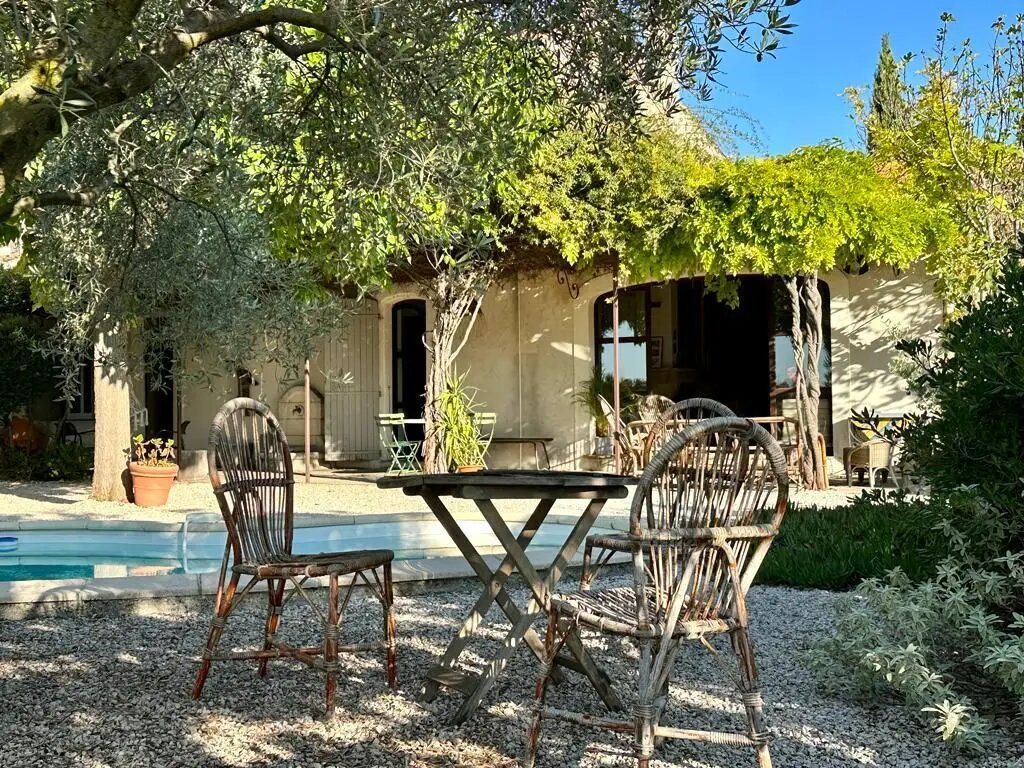 Maison à vendre, 270m², Camaret-sur-Aigues