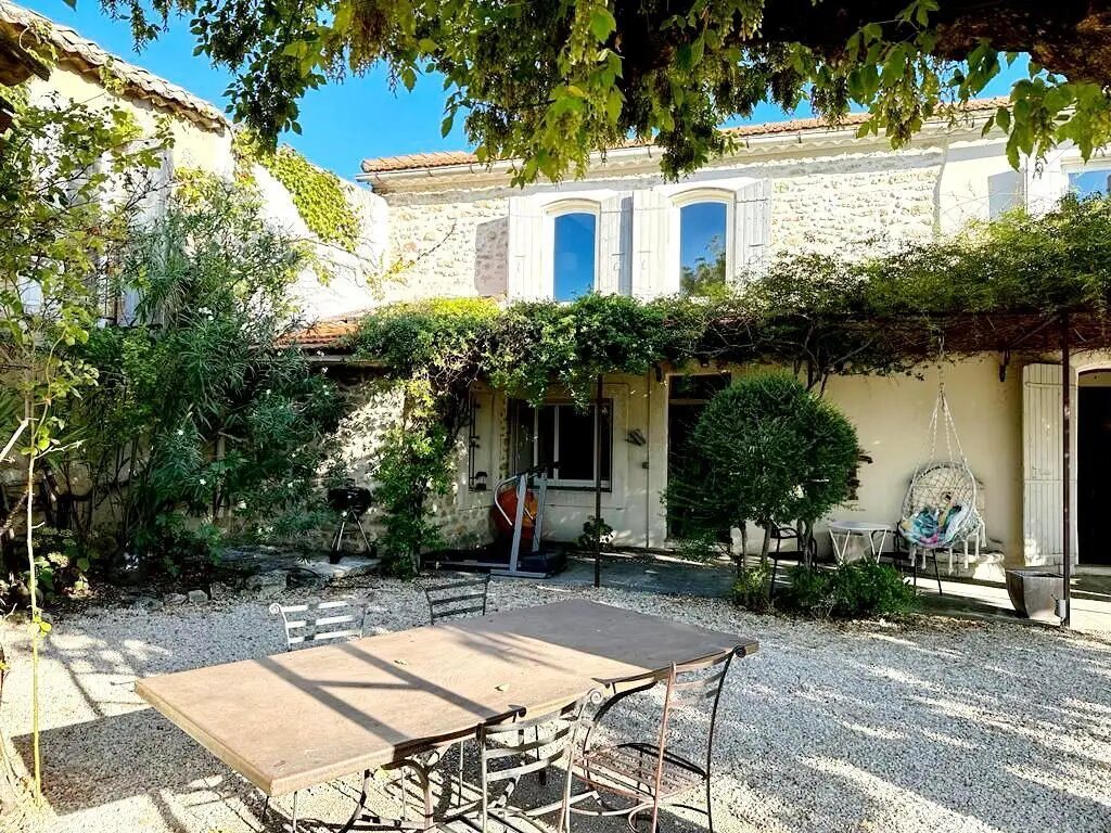 Maison à vendre, 270m², Camaret-sur-Aigues