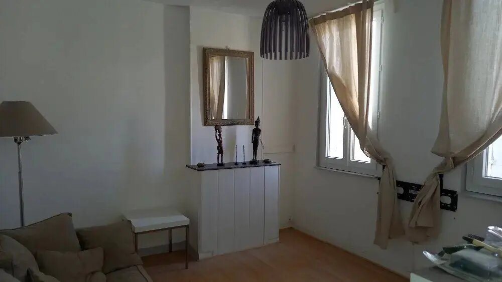 Appartement à louer, 37m², Fronsac