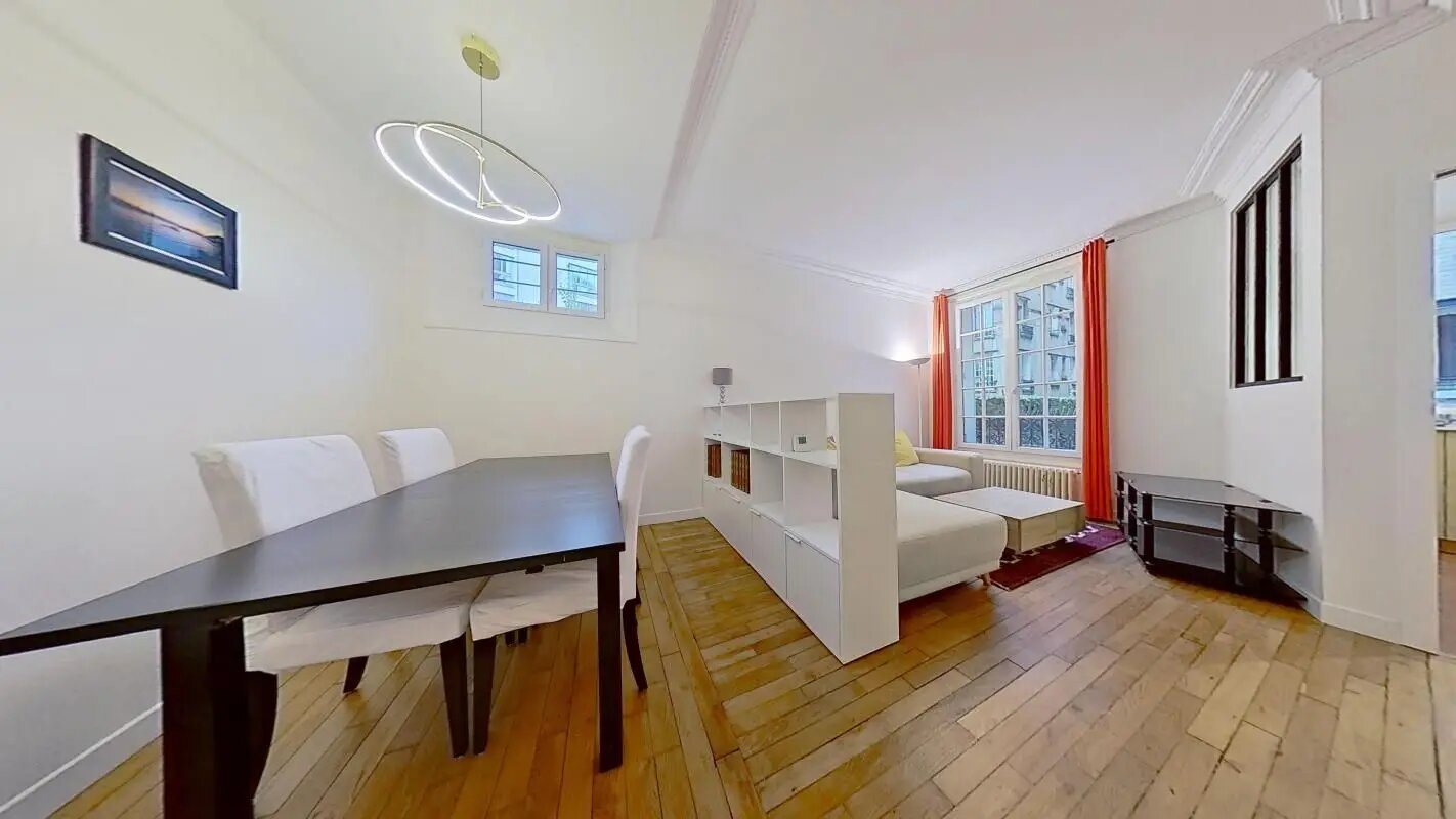 Appartement à louer, 48m², Paris 15ème