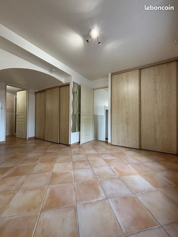 Appartement à louer, 50m², Aubagne