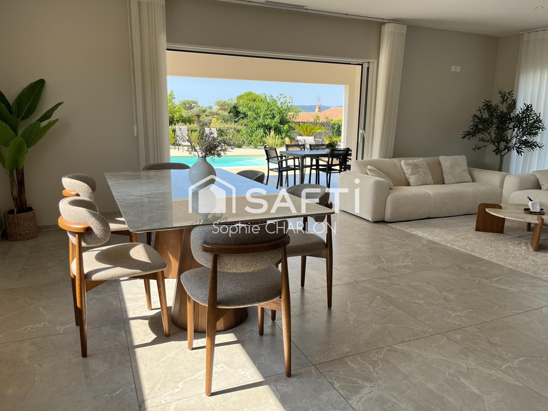 Maison à vendre, 153m², Cliousclat
