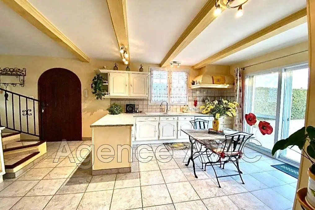 Maison à vendre, 130m², Arles