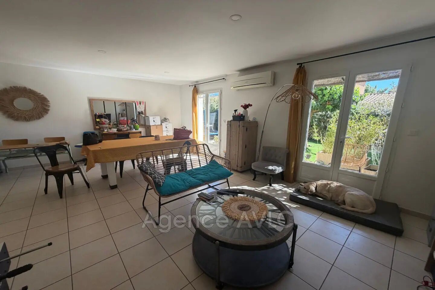 Maison à louer, 99m², Paradou