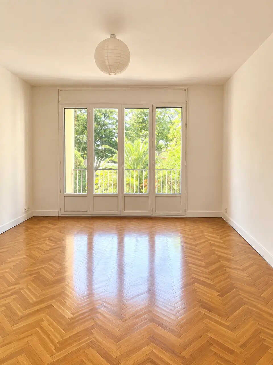 Appartement à louer, 73m², Marseille 8ème