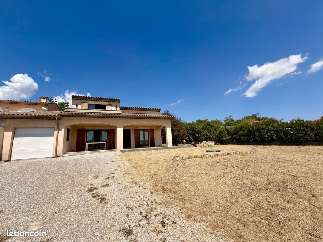 Maison à vendre, 133m², Tourrettes