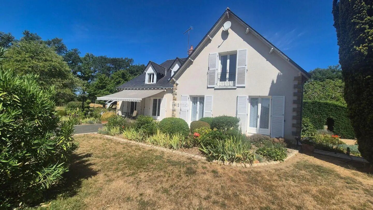 Maison à vendre, 210m², Neuvy-Saint-Sépulchre