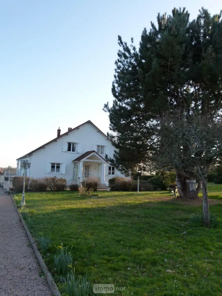 Maison à vendre, 390m², Lourdoueix-Saint-Pierre
