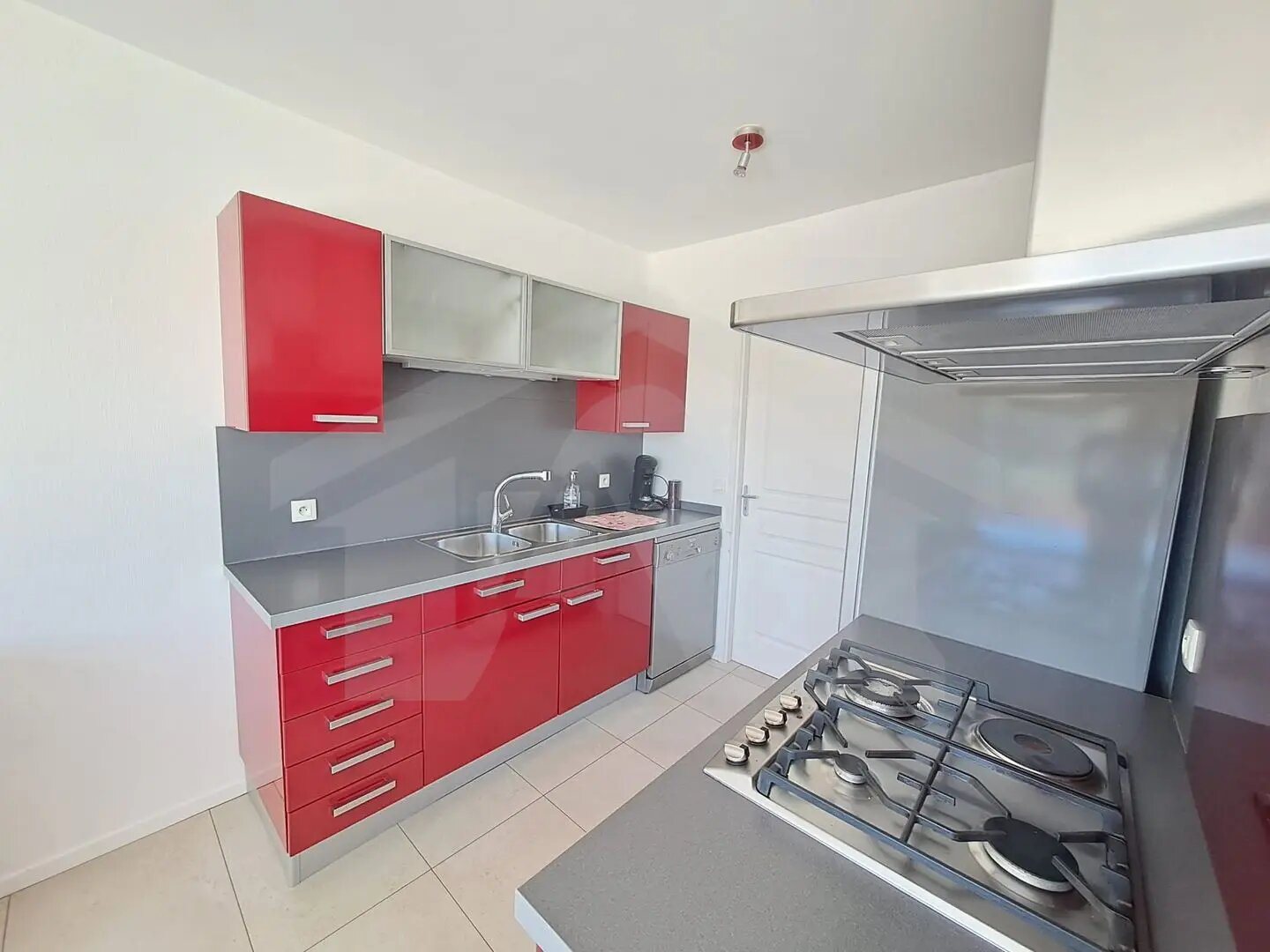 Appartement à louer, 77m², Rives
