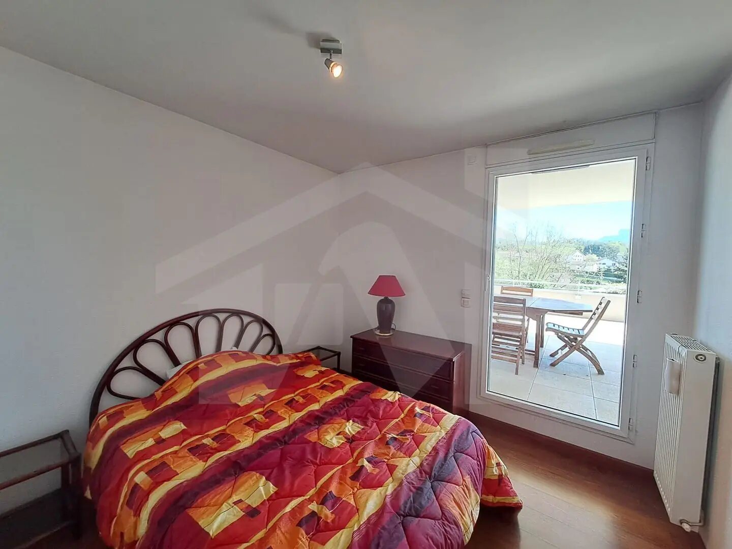 Appartement à louer, 77m², Rives
