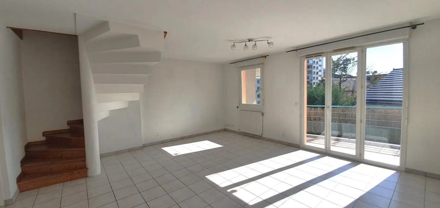 Appartement à louer, 69m², Chambéry