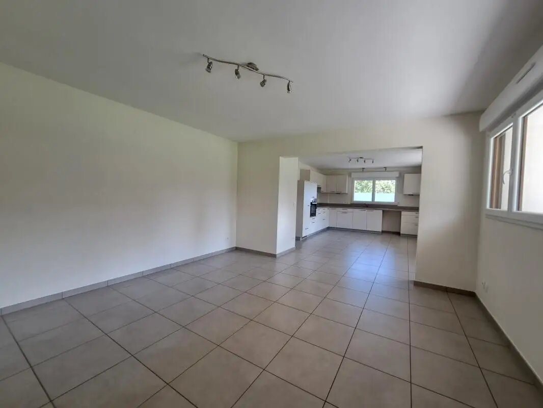 Appartement à louer, 98m², Saint-Jorioz