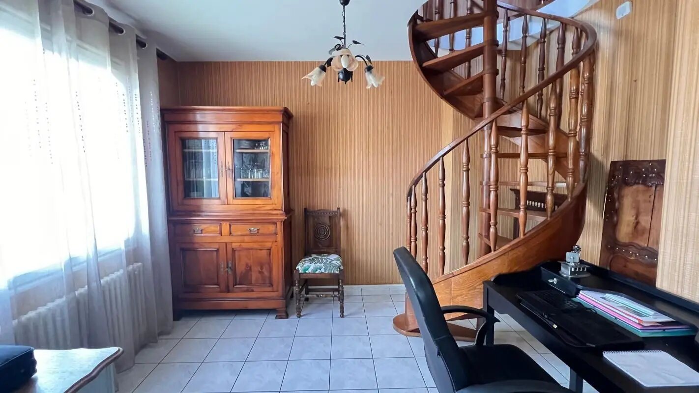 Maison à vendre, 83m², Carhaix-Plouguer