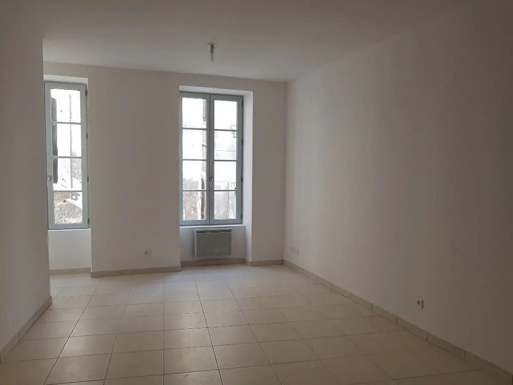 Appartement à louer, 40m², Pont-Saint-Esprit