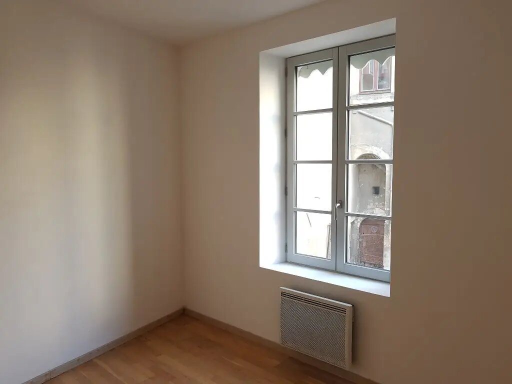 Appartement à louer, 40m², Pont-Saint-Esprit