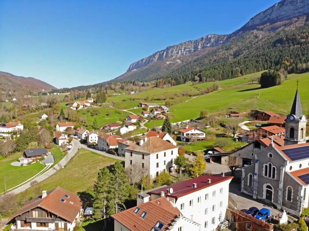 Maison à vendre, 454m², Rencurel (Les Coulmes)