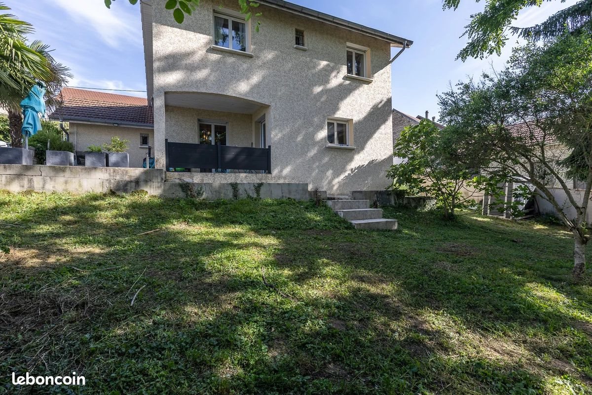 Maison à vendre, 117m², Parmilieu