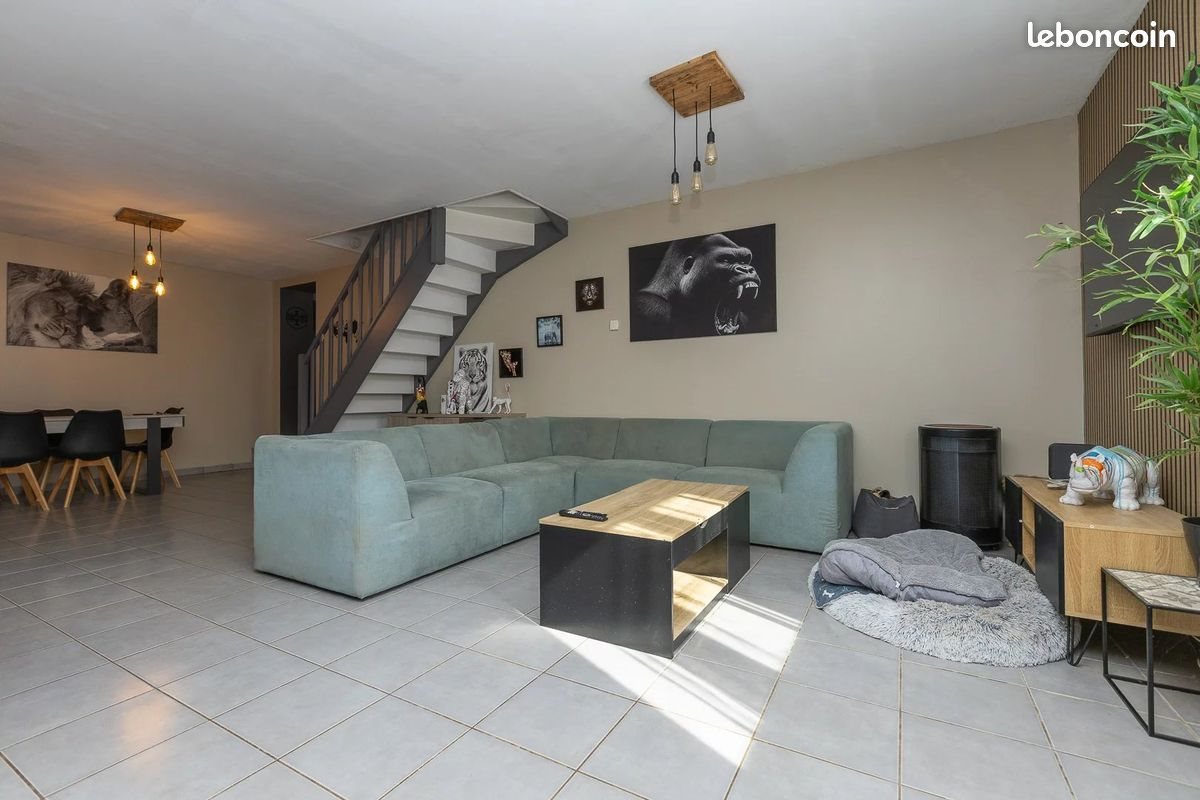 Maison à vendre, 117m², Parmilieu