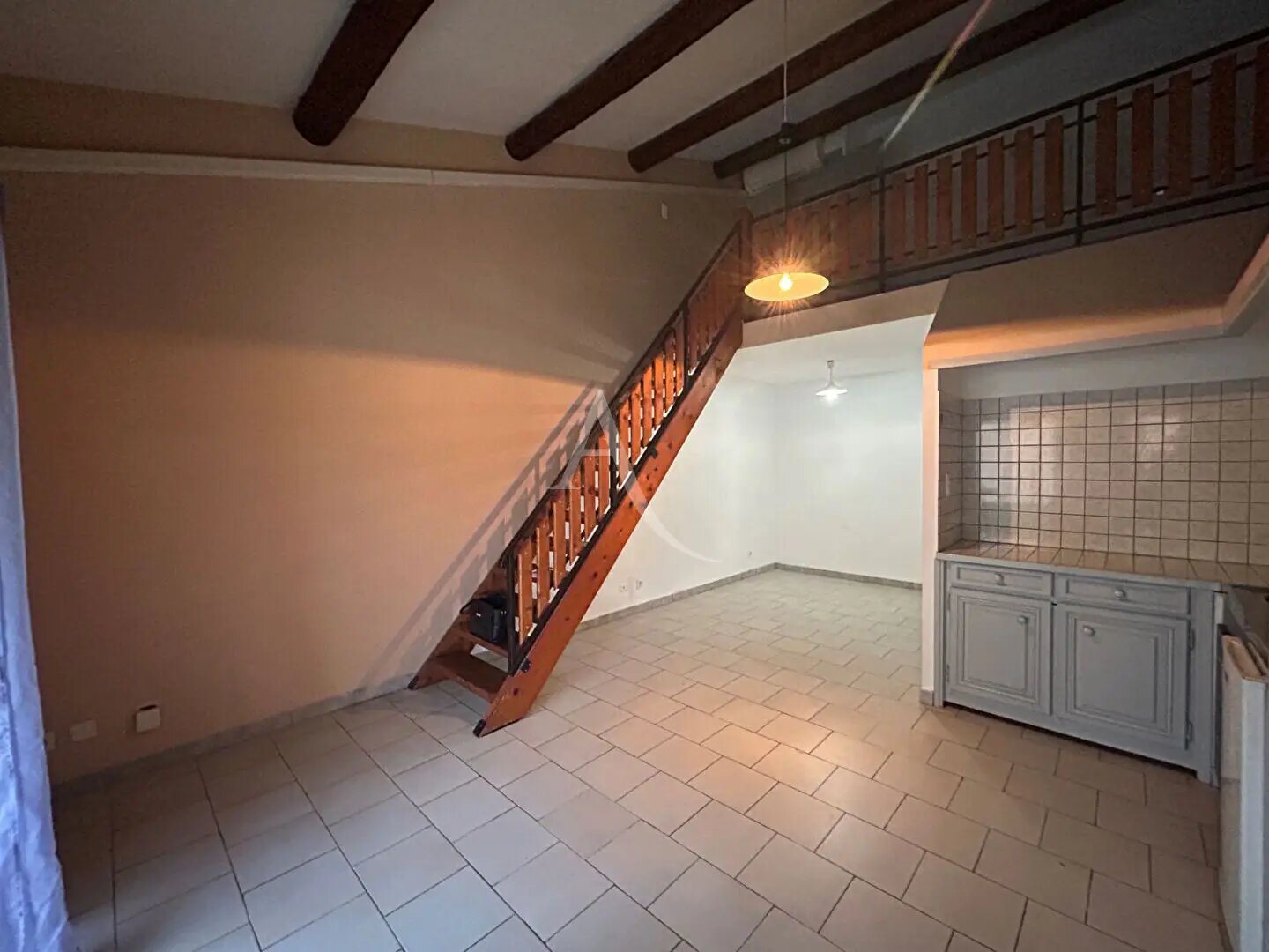 Appartement à louer, 34m², Rodilhan