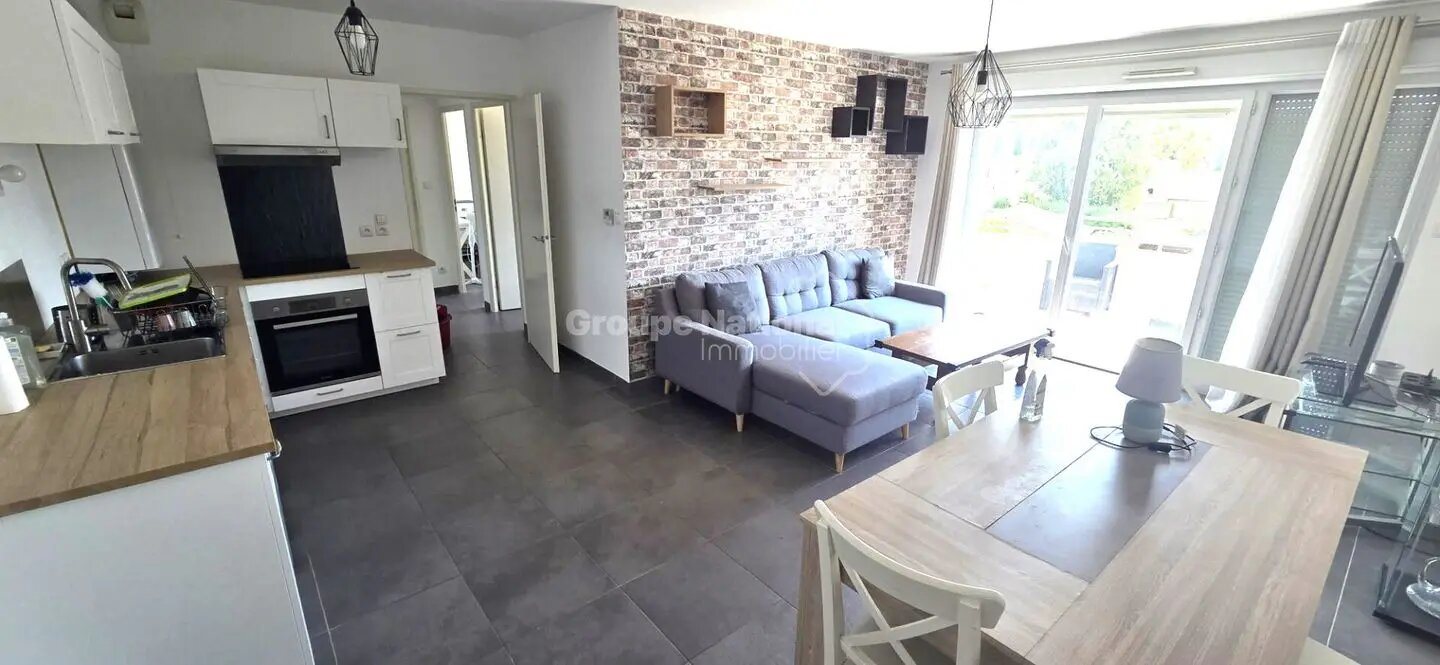Appartement à louer, 59m², Marignane