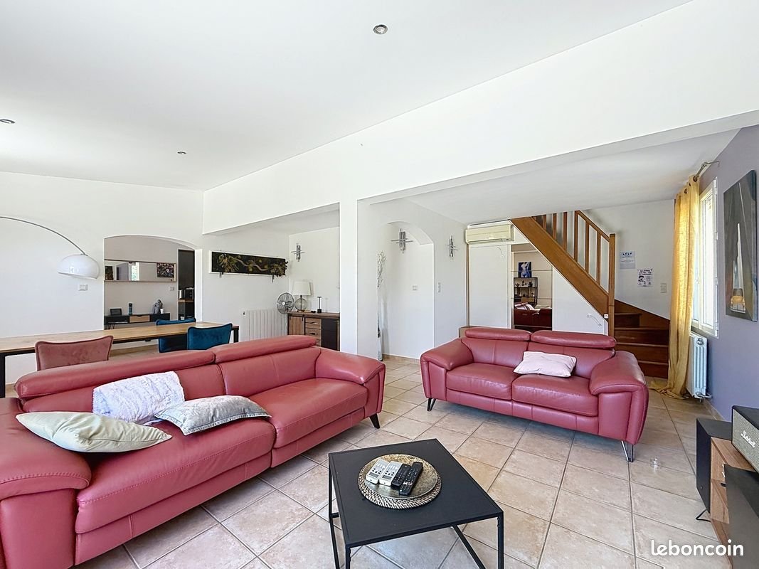 Maison à vendre, 118m², Aramon