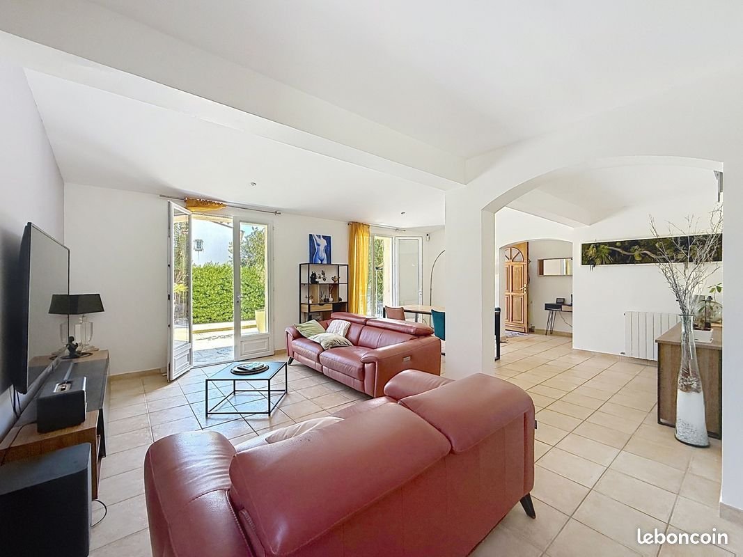 Maison à vendre, 118m², Aramon