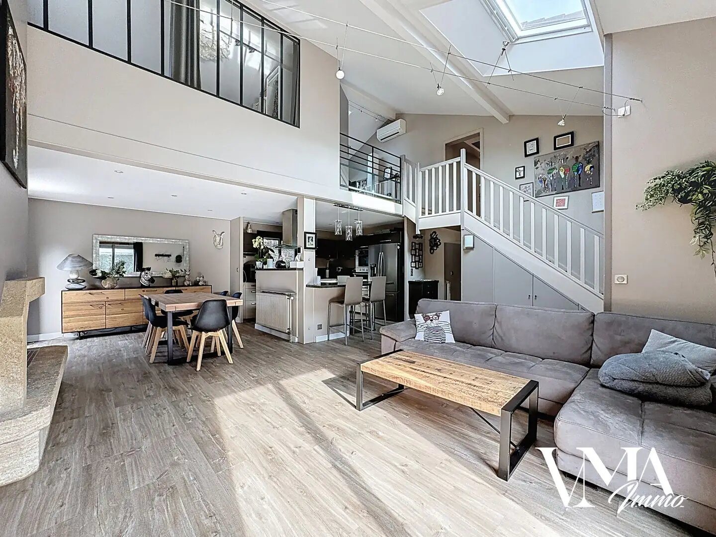Maison à vendre, 131m², Lissieu