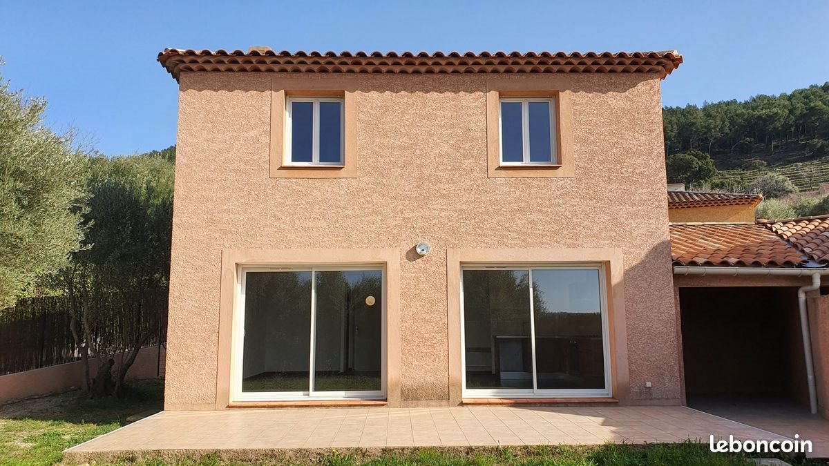 Maison à louer, 92m², Ceyreste