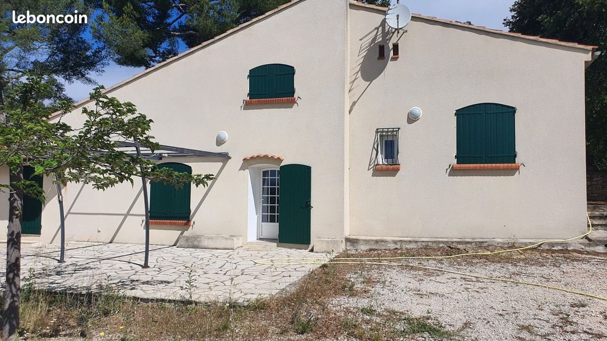 Maison à louer, 85m², Ceyreste