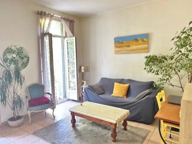 Appartement à louer, 39m², Aubagne