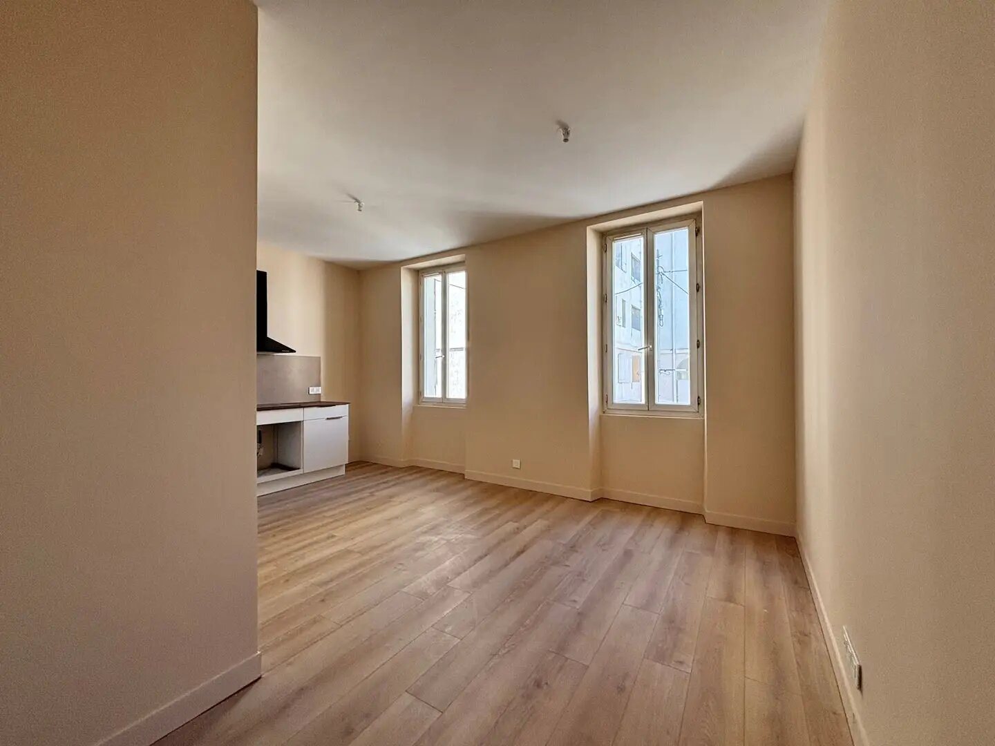 Appartement à louer, 35m², Aubagne