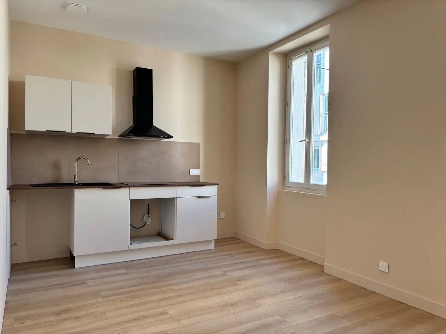 Appartement à louer, 35m², Aubagne