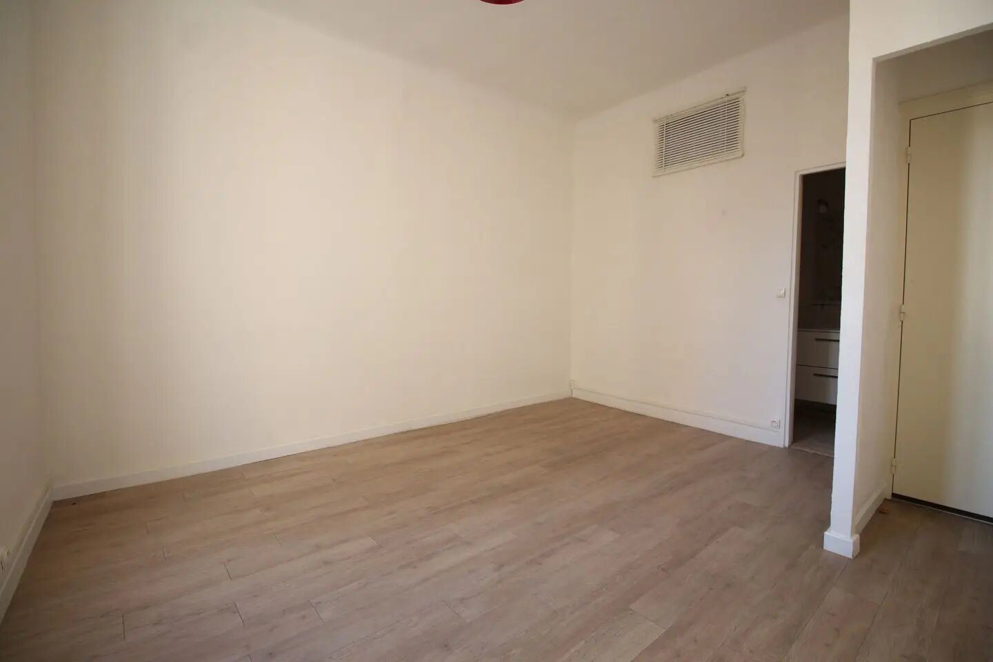Appartement à louer, 25m², Gémenos