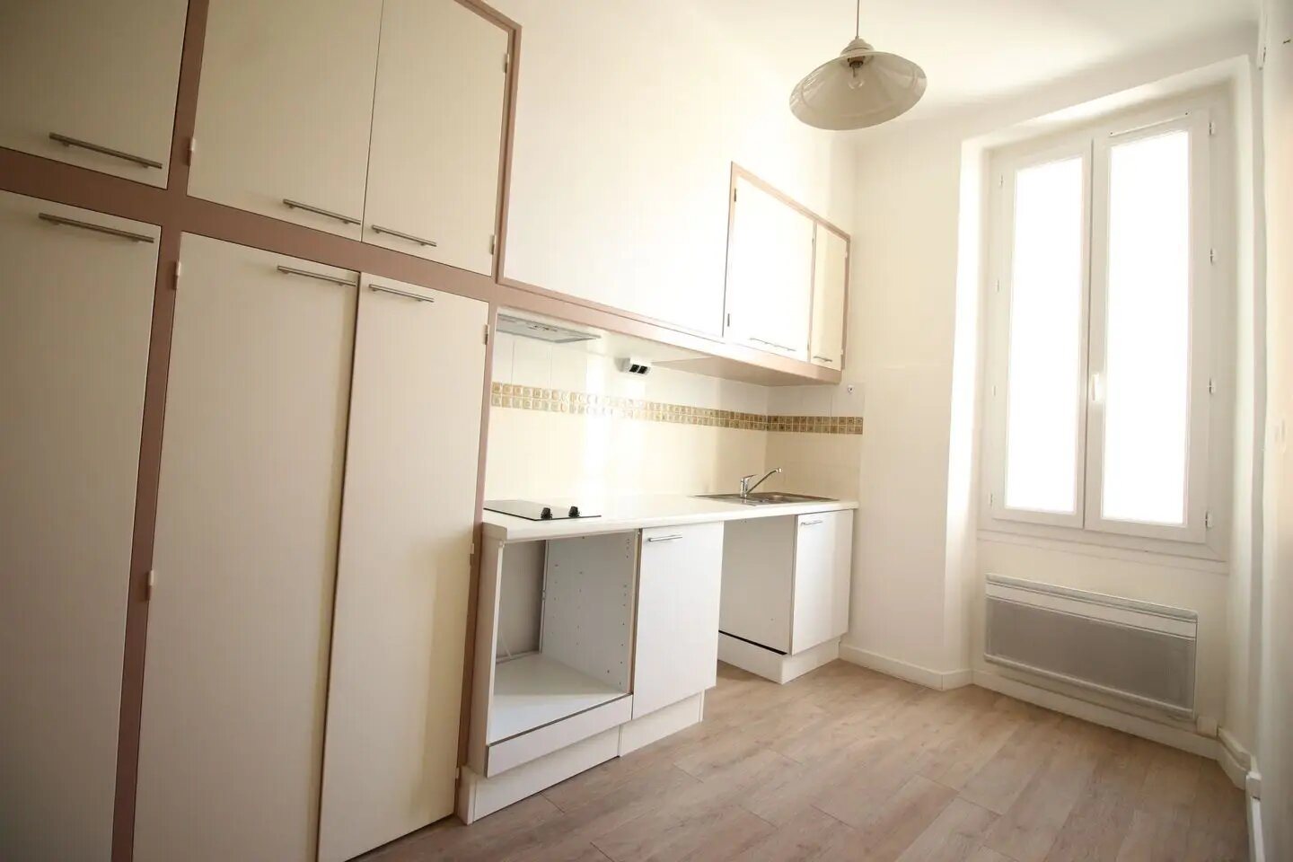 Appartement à louer, 25m², Gémenos