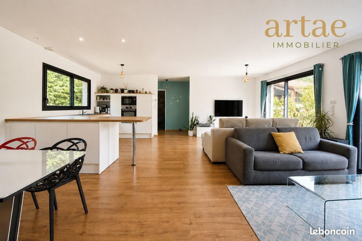 Maison à vendre, 139m², Ayguesvives