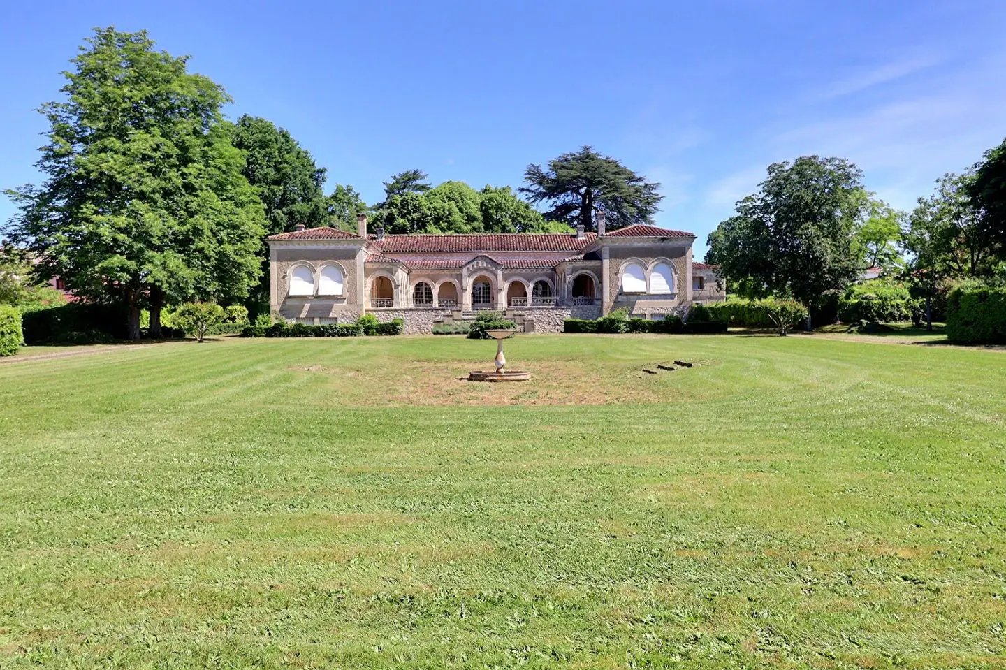 Maison à vendre, 378m², Saint-Sever